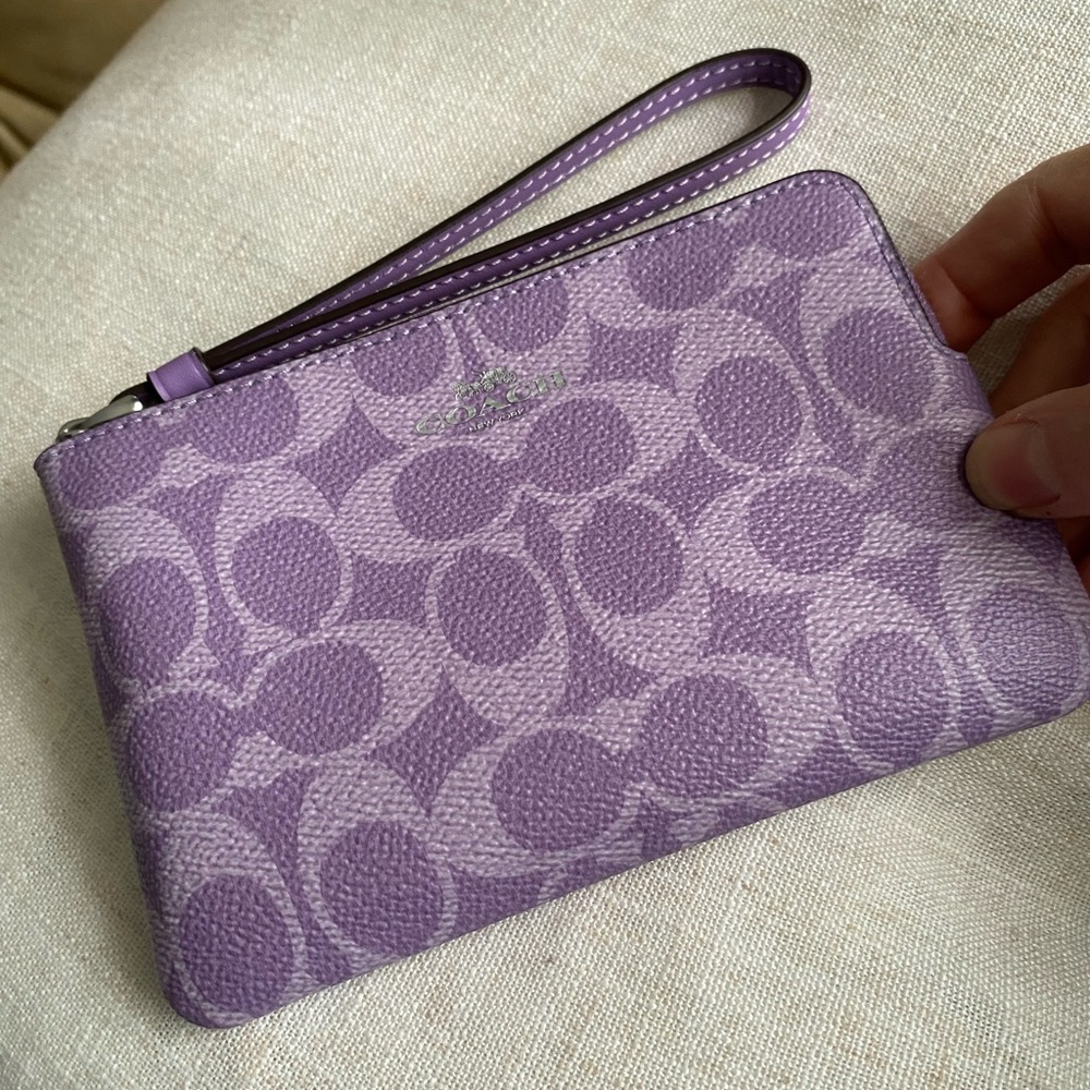 NWOT Coach Wristlet Wallet & Card Case Signature Canvas Silver/Iris Purple Zip - Picture 3 of 8